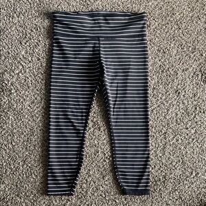 GAP Black and White Striped Leggings Medium Petite